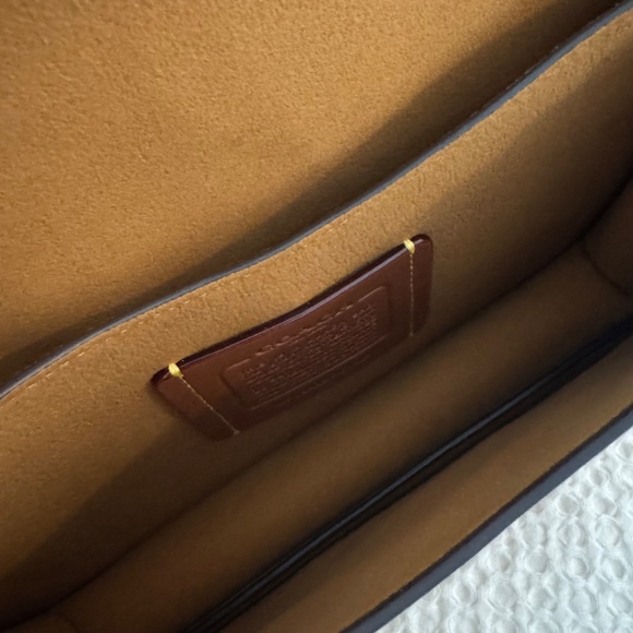 Coach Chain Tabby Shoulder bag - Honey Brown - like new - Picture 6 of 11